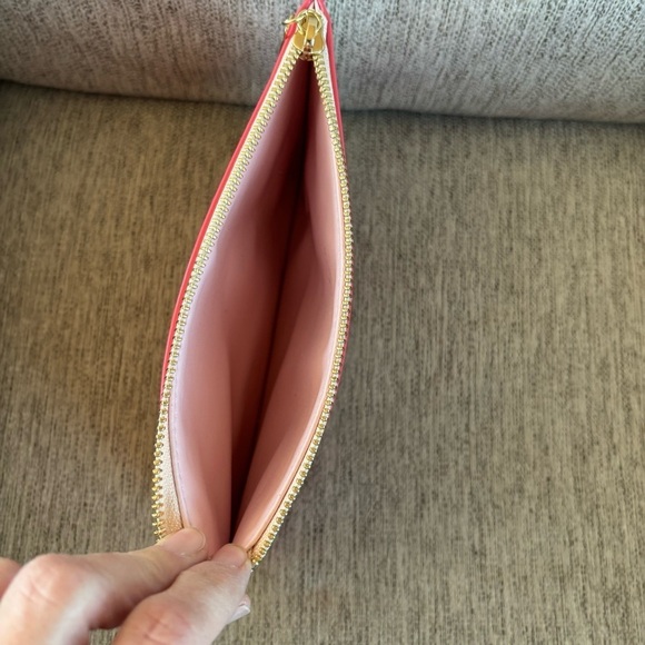 Kate Spade Zipper Pouch With Tallulah Bankhead Quote - Picture 5 of 7